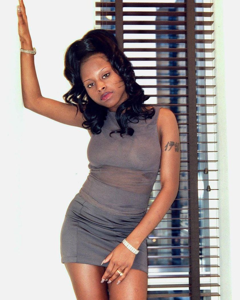 foxyarchives's tweet photo. the mahogany mami. ☆ https://t.co/N2JQwIMSCD