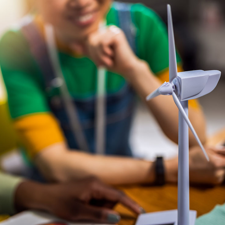 Tackling Eco-Anxiety Through Experiential Education dlvr.it/TBMXGq vía <a href="/SSIReview/">Stanford Social Innovation Review</a>