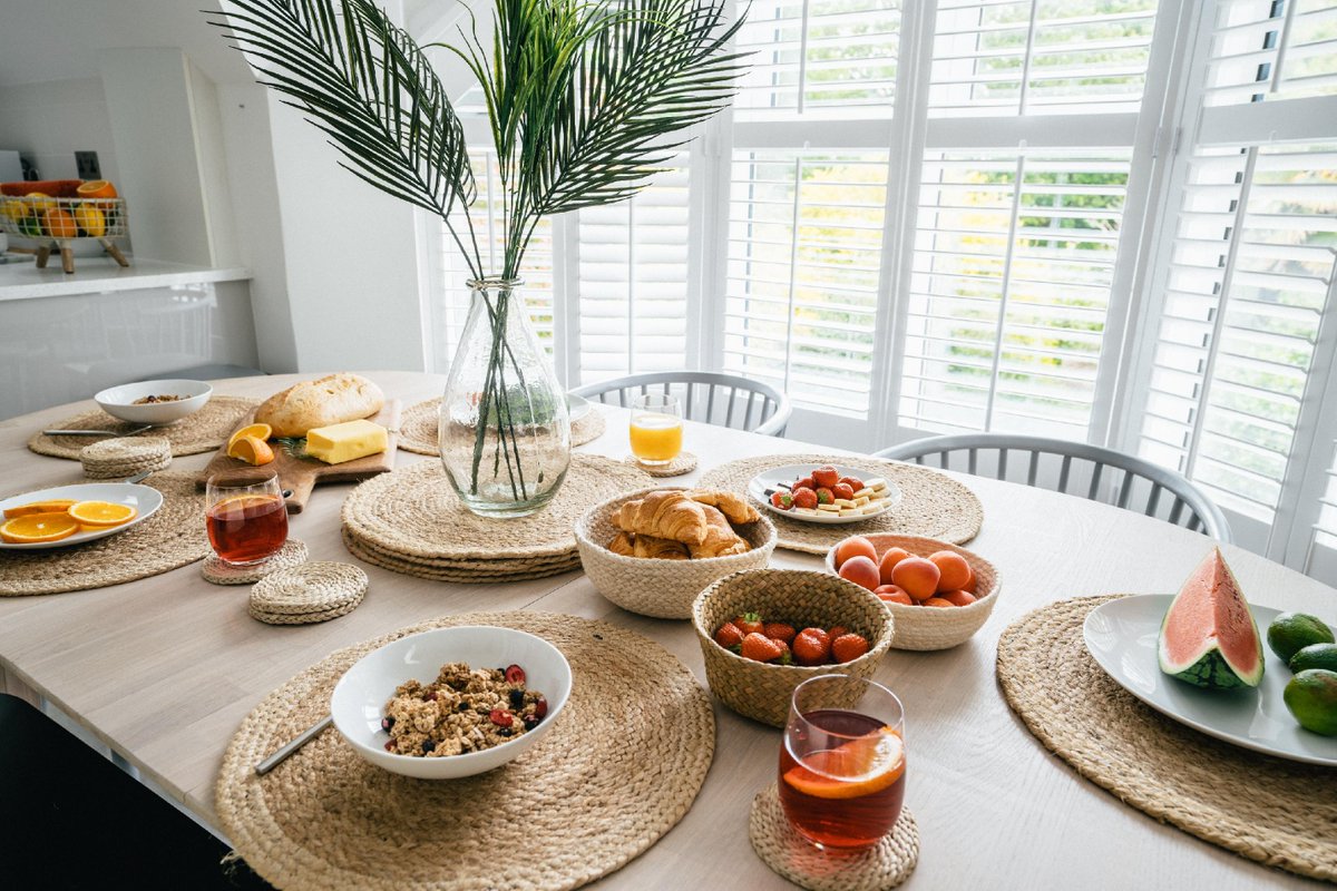 Cornish Escapes tweet media