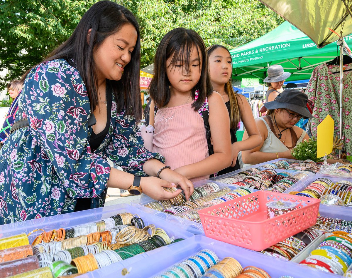 🎉The Jade International Night Market returns to PCC Southeast Campus on Sat, Aug 10, from 3-10 PM! 🌟 Enjoy cultural festivities, amazing food, local artisans, &amp; family-friendly fun! 🎶🍴 Organized with Jade District, APANO, &amp; Portland Art &amp; Cultural Center. Don't miss the