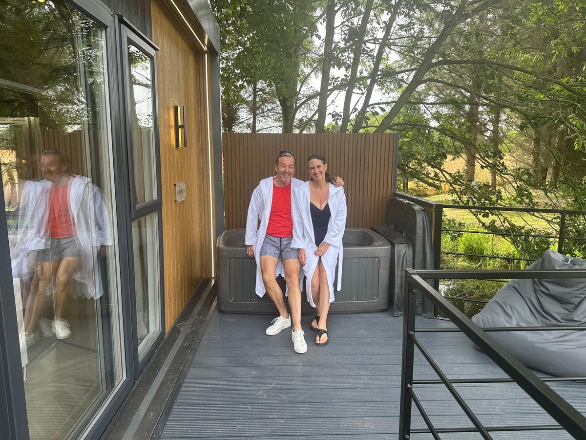 Deborah Niklaus Model tweet media