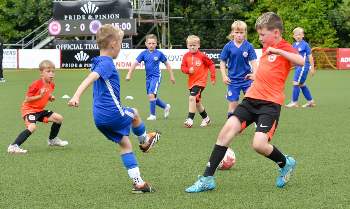 <a href="/RFC_Youth/">Rangers Academy</a> 🏟 We also had players from our 2016 &amp; 2017 Advanced Centre age groups have the opportunity to play on Inver Park at Half time versus Larne’s respective age groups.

🙌 Well done to everyone involved and also to Larne for being so accommodating.