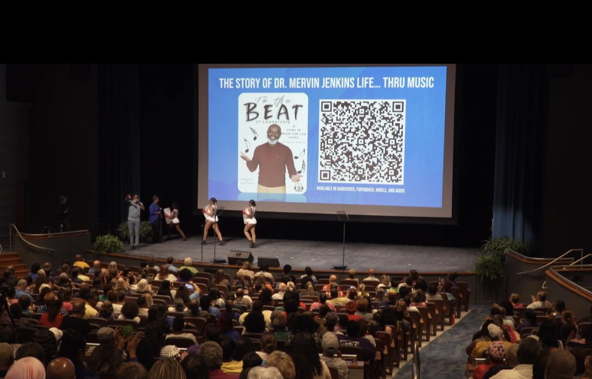 Awesome convocation to kick off a great year! Way to go <a href="/MooreKimD/">Dr. Kim D. Moore</a>  <a href="/RichlandTwo/">Richland School District Two</a>