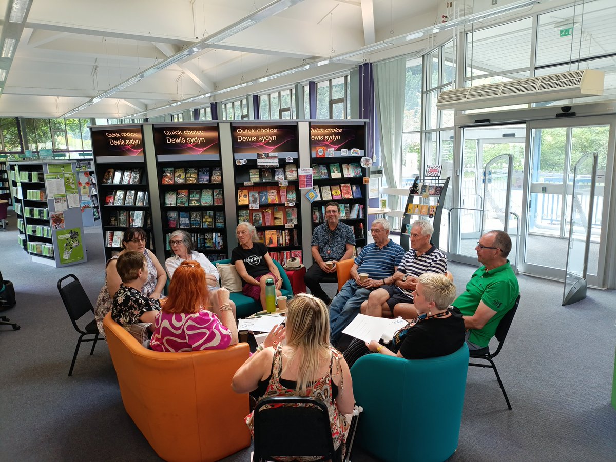 BG Libraries tweet media