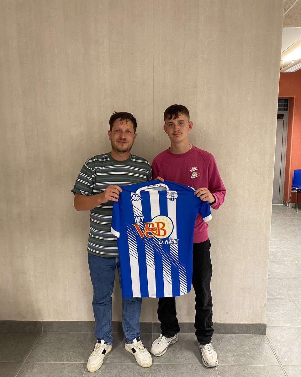 UsBazouges's tweet image. Timéo Conuau est un joueur sénior !

Formé au club depuis ses débuts dans le foot, il a connu toutes les catégories jeunes au club pour finir sur une très belle saison avec les U18 🏆

Nous lui souhaitons une très belle saison parmi nous !

Bienvenue Timéo 🤍💙