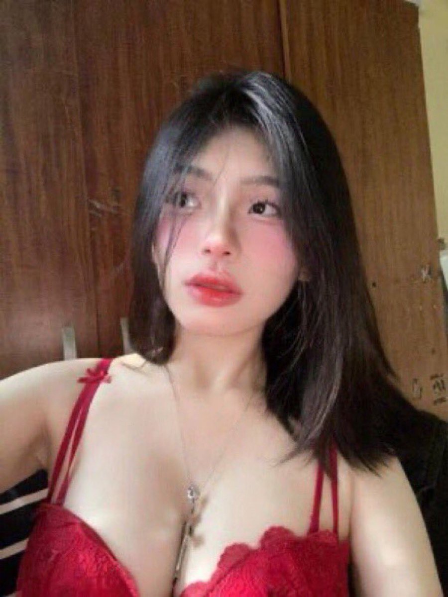 sunna9x's tweet photo. xem em thủ dâm k. tim ib e gửi https://t.co/vuHxRqqwCR
