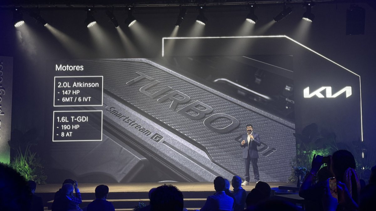 Precios y motores del nuevo Kia K4. Hasta 10 ADAS. El más ancho y largo de su categoría.