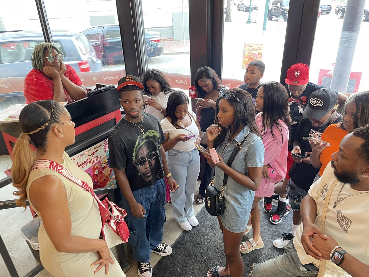 expbowiestate's tweet image. 🐶 Let's kick off Day 1 of the 2024 HBCU Kings and Queens Conference with a fun breakfast @RubySlipperCafe Canal Street! Who's ready to grab some delicious bites before the excitement begins? #rubyslipper #bowiestate