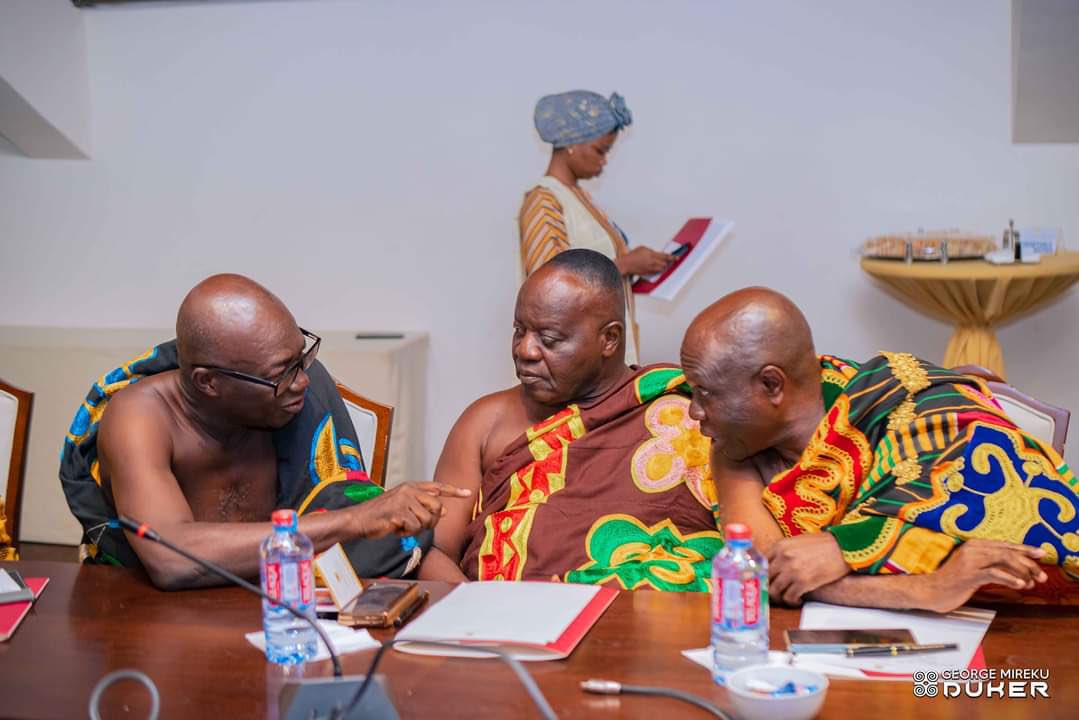 pounds_rez's tweet photo. #DUKER ENGAGES NEWMONT OFFICIALS AND SOME AHAFO CHIEFS ON COMPENSATION AND RESETTLEMENT MATTERS.

Engagement of Dokyikrom Chiefs and Newmont Africa  Officials on Resettlement and Compensation Matters relating to Newmont's Ahafo South Project held on Wednesday, July 31, 2024 https://t.co/B0z5nZKzjG