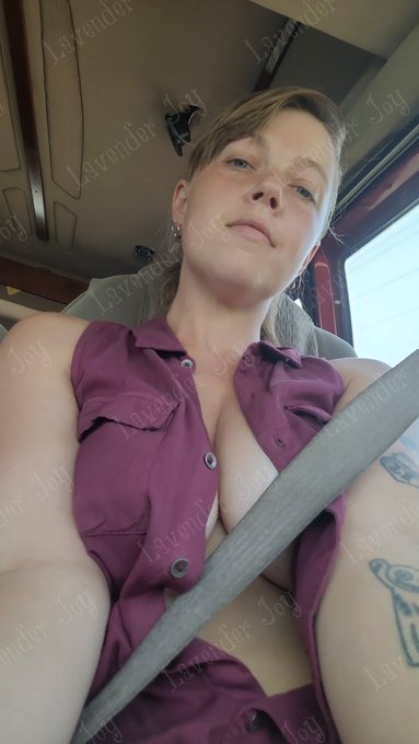 Still driving 🚗 🙃 https://t.co/XArEpbqyic<a href="/tag/weekend"class="tags"><span>#weekend</span></a>