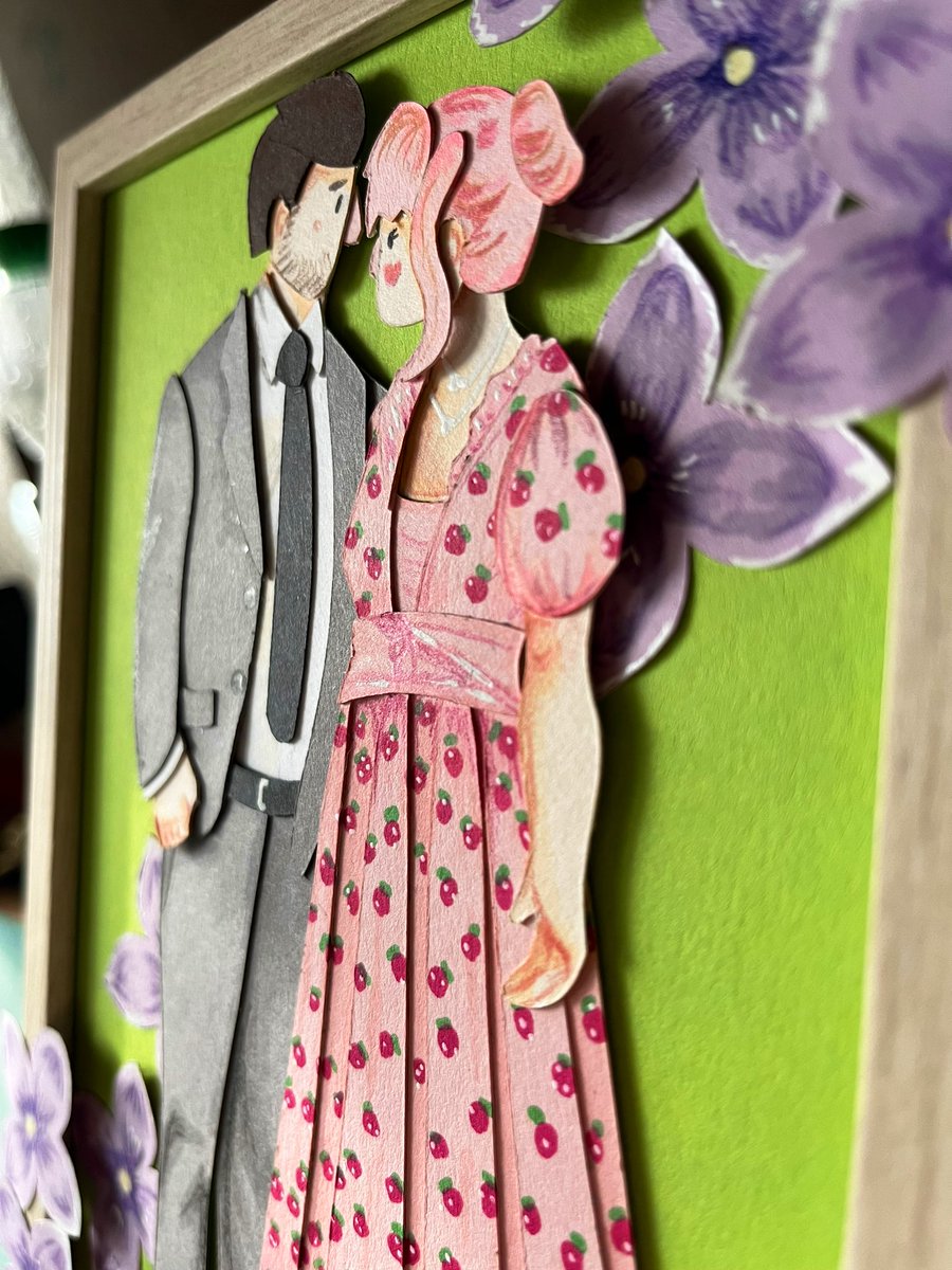 dino_paperart's tweet image. Loved Lizzie’s new pictures so much, I had to recreate the one of her and Joel with paper. Adding the strawberries was so much fun 🍓❤️ 

#ldshadowladyfanart #smallishbeansfanart