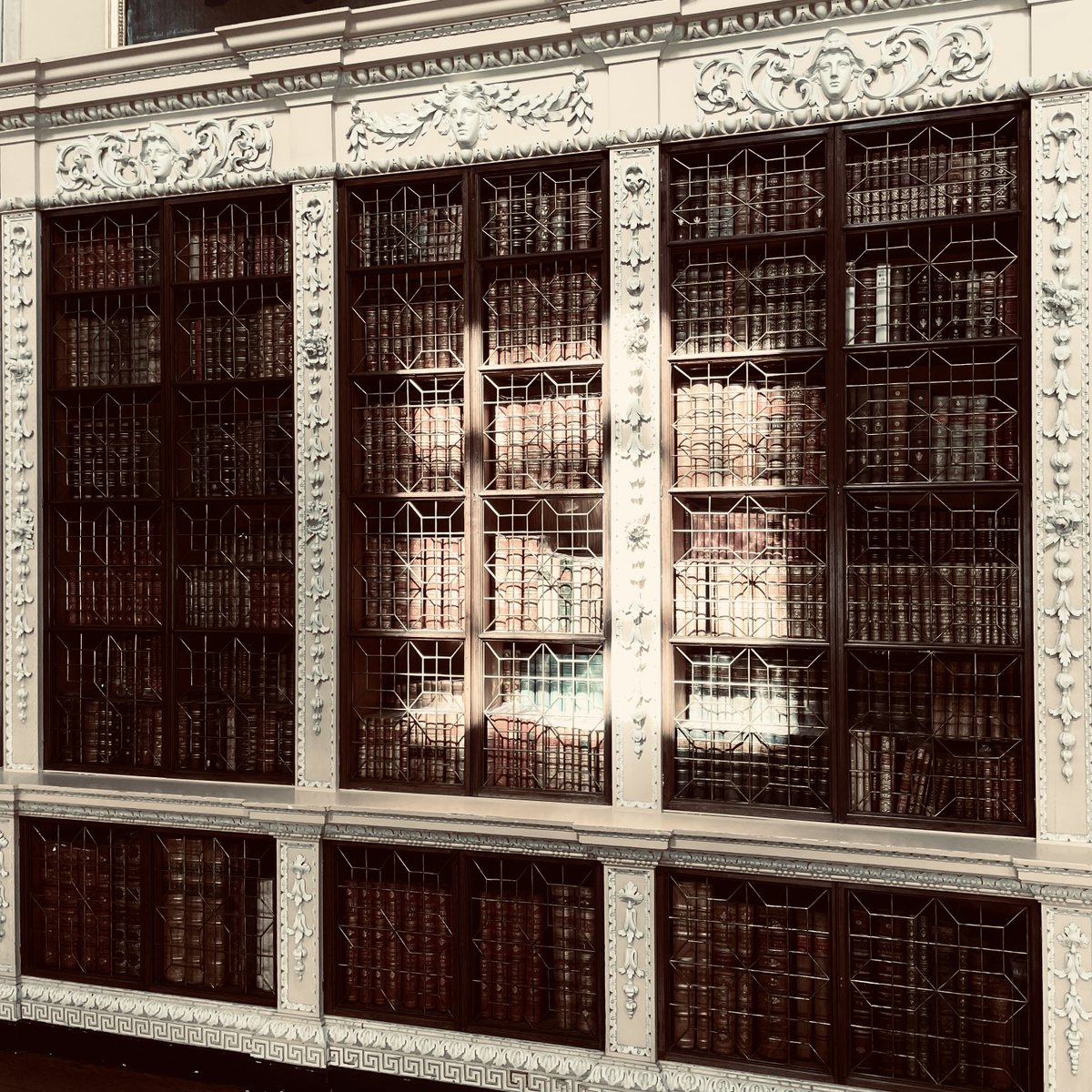 Really struggling with just how heartbreaking everything is right now.
Hate, violence, aggression. Everywhere. All the time. 

Here’s a pic I took a few days ago of perfectly placed sunshine in a library. Illumination of knowledge, light in art. Hope maybe.. God knows we need it.