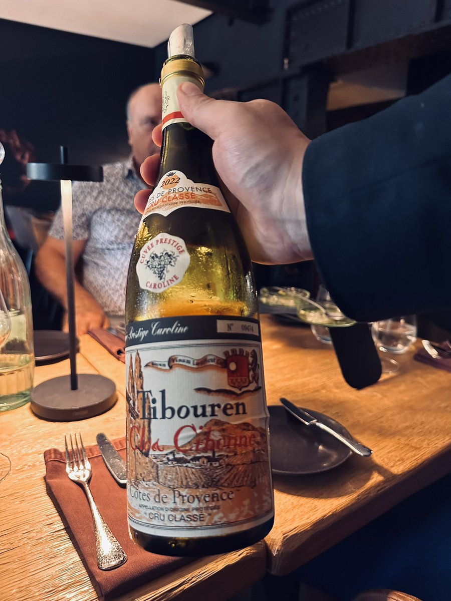 Kolesterolüm çok yüksek çıktı, şu  andan itibaren mottom: 
Fine Dine &amp; Wine 🥂