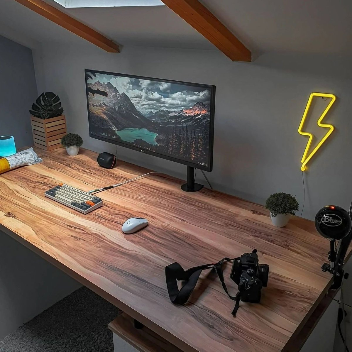 EXEFiles.com tweet media