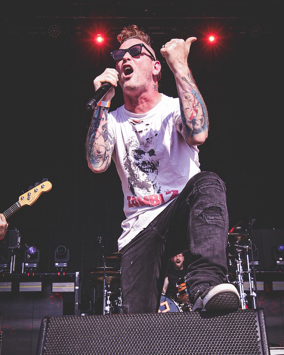 Promo Brady tweet media