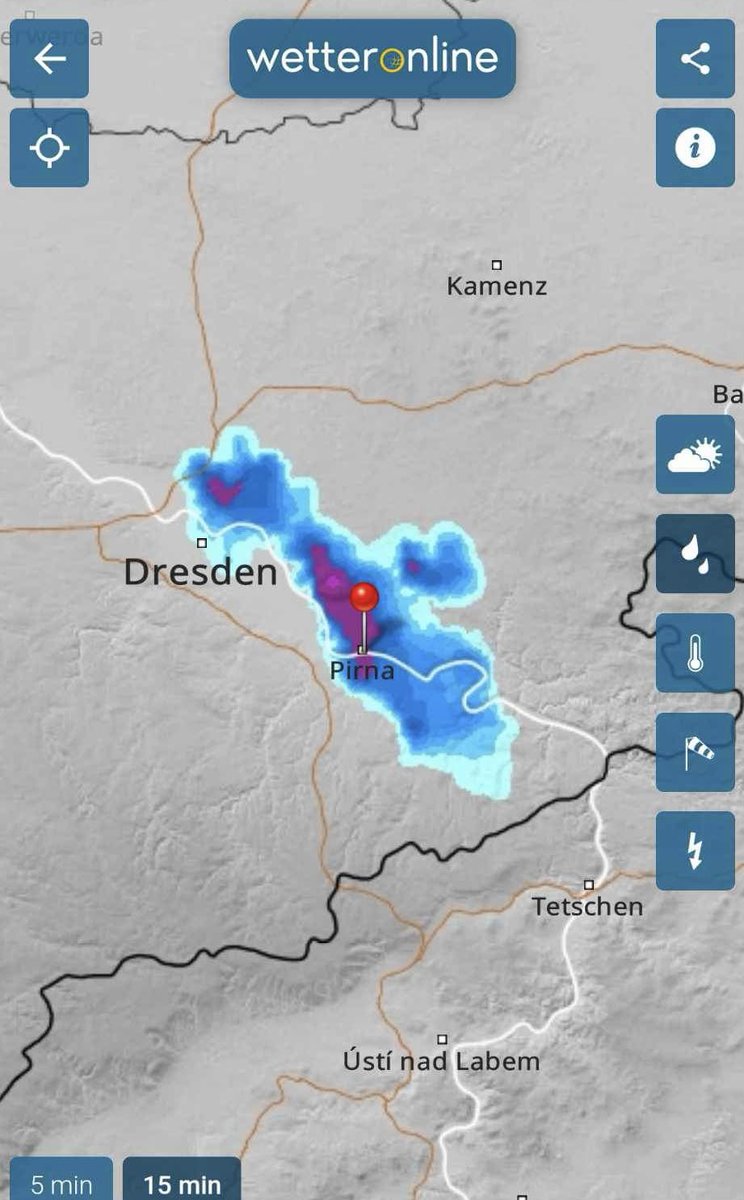 pk_soe's tweet photo. ‼️⛈️☝️Wetterhinweis: aktuell im LK SOE und Dresden teilweise #Starkregen und #Gewitter aktuell in #Heidenau, #Pirna/ #Copitz, #Graupa!

Herzlichen Dank für diese Infos  an uns! 👍

#PK_SOE
01.08.2024, 19:00 https://t.co/5J6dlslcjG