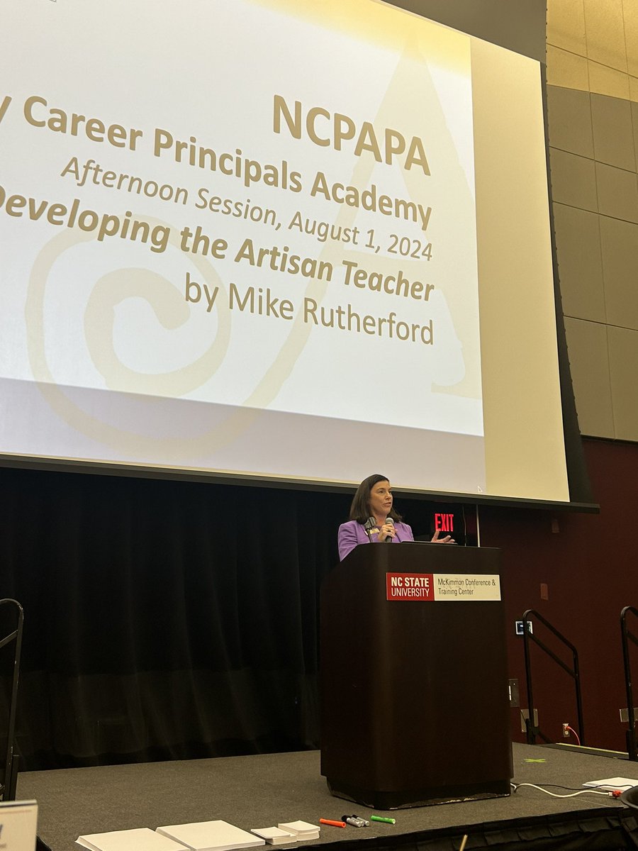MsWooden_'s tweet photo. What a gift! To be in the presence of @TabariWallace and the NC POY Cohort! @NCPrincipals https://t.co/ieBHodumfw