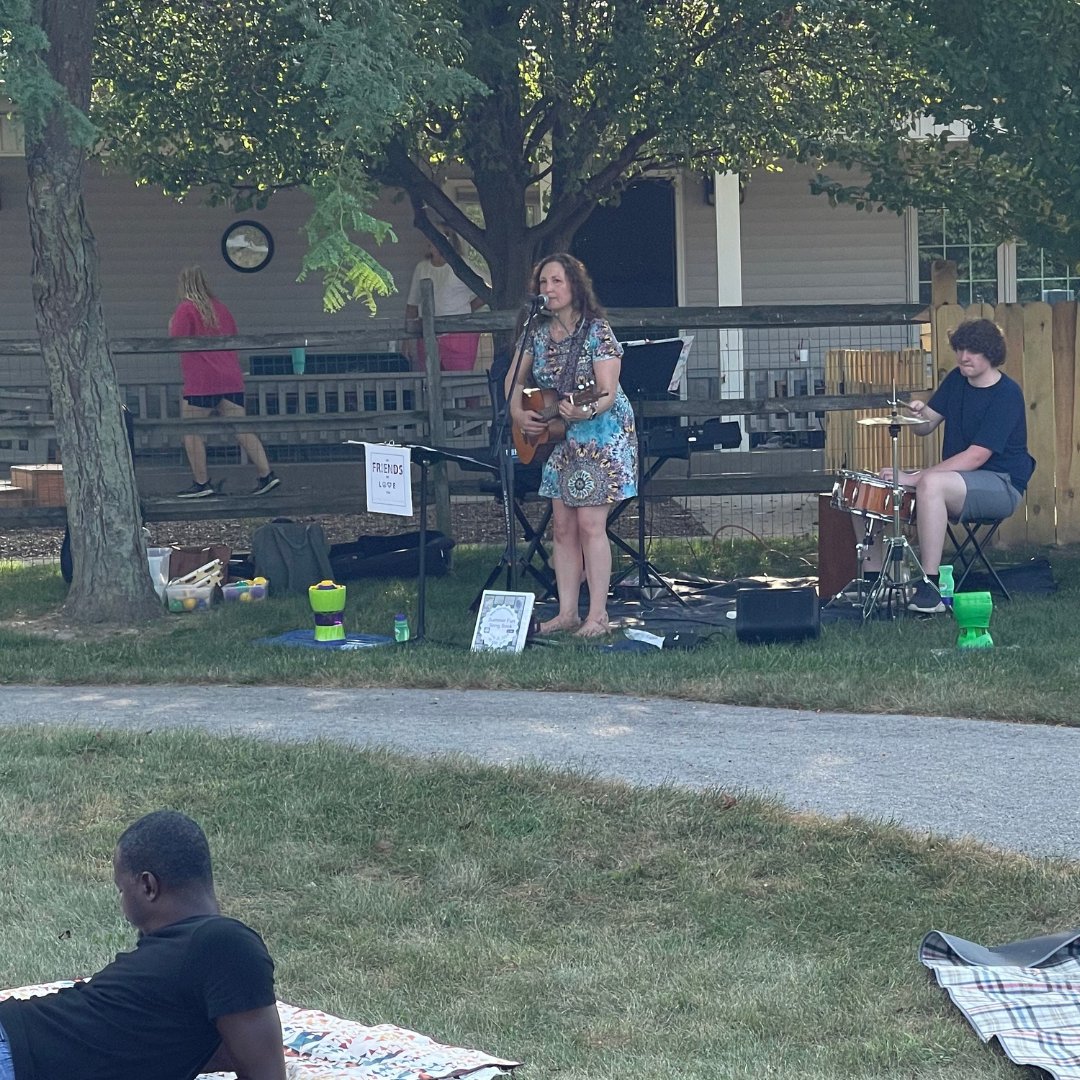 RisaBethCohen's tweet photo. Last night I got to sing with some amazing children and terrific musicians. Please join me at my upcoming public gigs:
☮️ August 10, 3:15 pm at Create Community Art Fest
💜 August 15, 11 am at Olander Park
🎼 August 17, 10:30 am at the National Museum of the Great Lakes https://t.co/izndnHOJNl