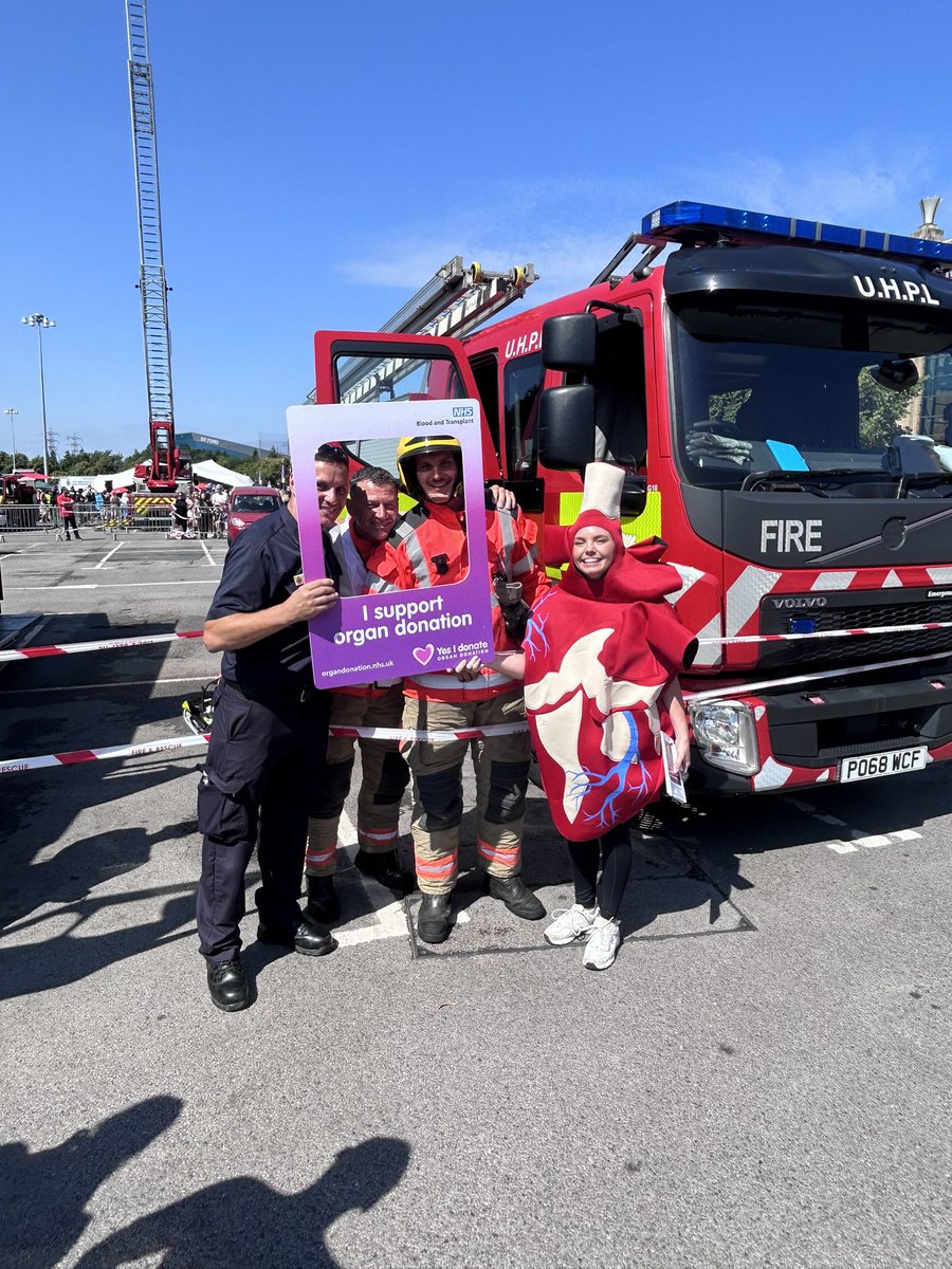 Manchester Zone Organ Donation (@mcrodzone) on Twitter photo Our specialist nurses in organ donation at the Trafford centre emergency services day! Lost of special conversations sharing organ donation wishes! Click here to register your decision 💖 organdonation.nhs.uk/register-your-… <a href="/NHSOrganDonor/">NHS Organ Donation💗🫀🫁</a> <a href="/northwestodst/">@NorthwestODST</a> Our specialist nurses in organ donation at the Trafford centre emergency services day! Lost of special conversations sharing organ donation wishes! Click here to register your decision 💖 organdonation.nhs.uk/register-your-… <a href="/NHSOrganDonor/">NHS Organ Donation💗🫀🫁</a> <a href="/northwestodst/">@NorthwestODST</a>
