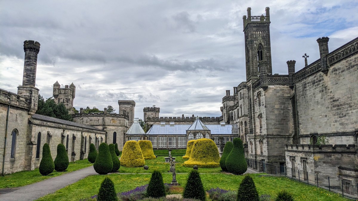 codetocoaster's tweet image. Wasn't sure what to expect but the new House and Gardens tour at Alton Towers exceeded expectations! It was well worth the price and our tour guide Stephen was great! It really makes you appreciate how it truly is one of the most unique parks out there. @altontowers