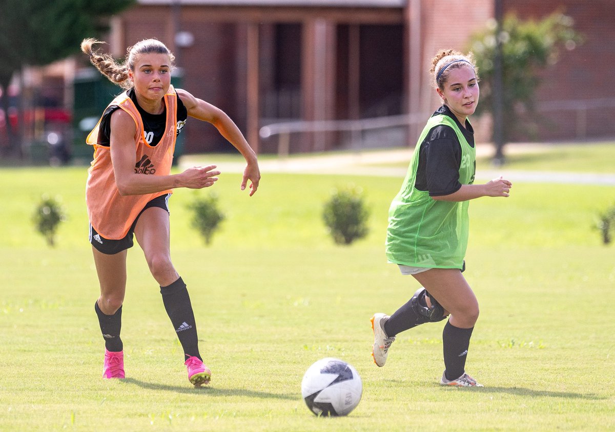 BamaStateWSC's tweet photo. Some pics from this morning’s training session!!!
#preseason #hornets #swamAS1 https://t.co/V2PqeH49Od