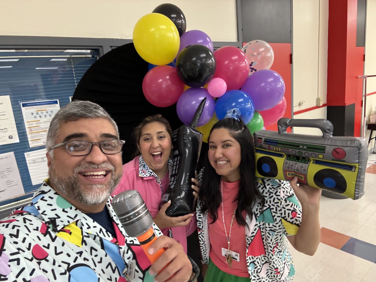 mdaguilera's tweet photo. Ready for our first day with teachers! #SaintsNation #Weareccisd #ccisdproud https://t.co/rw36guqm4v