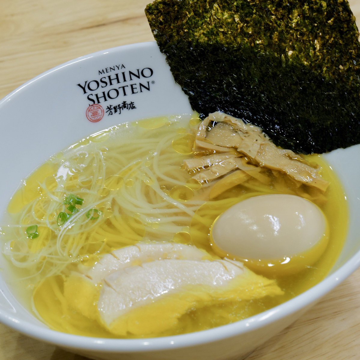 doughimself's tweet photo. Ladies and gentlemen, I am proud to present the 100% pork-free, no MSG ramen shop, brought to you by your Doug’s Group!!

本当にすごいと思う！　100% pork-freeで無化調ラーメン！　絶品です！ https://t.co/waixUPZRNO