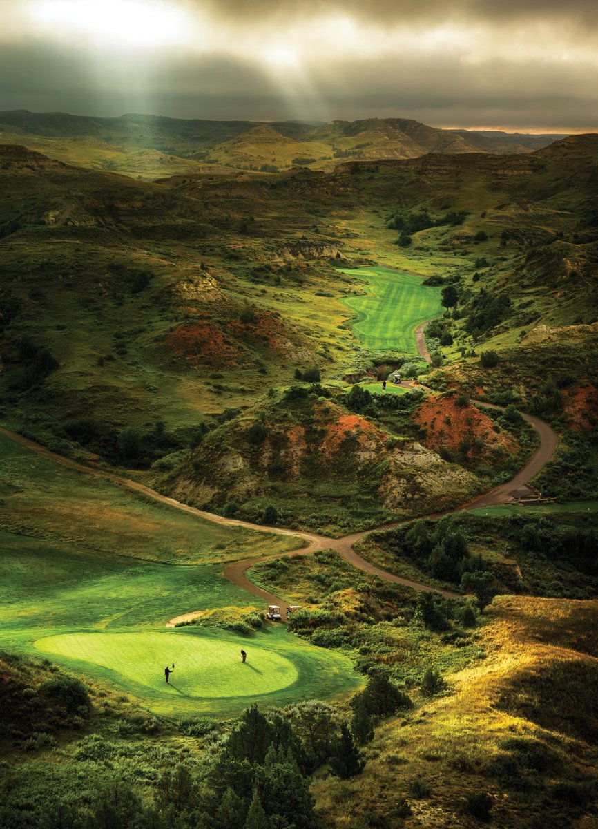 GoodLifeND's tweet image. National Golf Month is in full swing! ⛳️ Tee off the last full month of summer with a round (or two). Check out our full list of recs here: ndtourism.com/golf
 #NationalGolfMonth #GolfShot #GolfTime #GolfLover #BeNDLegendary