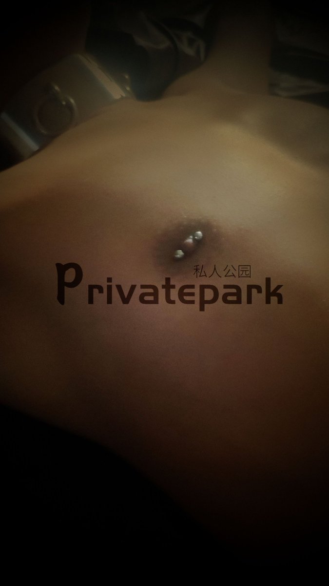 privatepark2's tweet photo. 月光如银，一声声回响是心灵低垂的倾诉，拥抱空虚探寻…… #sm  #狗奴  #畜生 #终身圈养  #囚禁  #调教 #肉便器  #捆绑  #束缚  #人形犬  #Privatepark  #虐  #骚逼  #刑  #穿环  #乳环  #农牛  #私人公园  #长期  #贱狗 https://t.co/1bZQHEG8U3