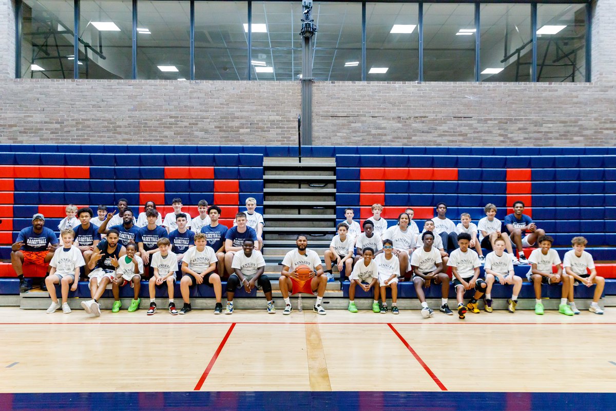 KennedyHoops_'s tweet photo. Camp SZN! KC Style!
@DrePool 📸
#KennedyCatholic #GoKCGaels #TrusttheProcess https://t.co/WWKAIhgGyi