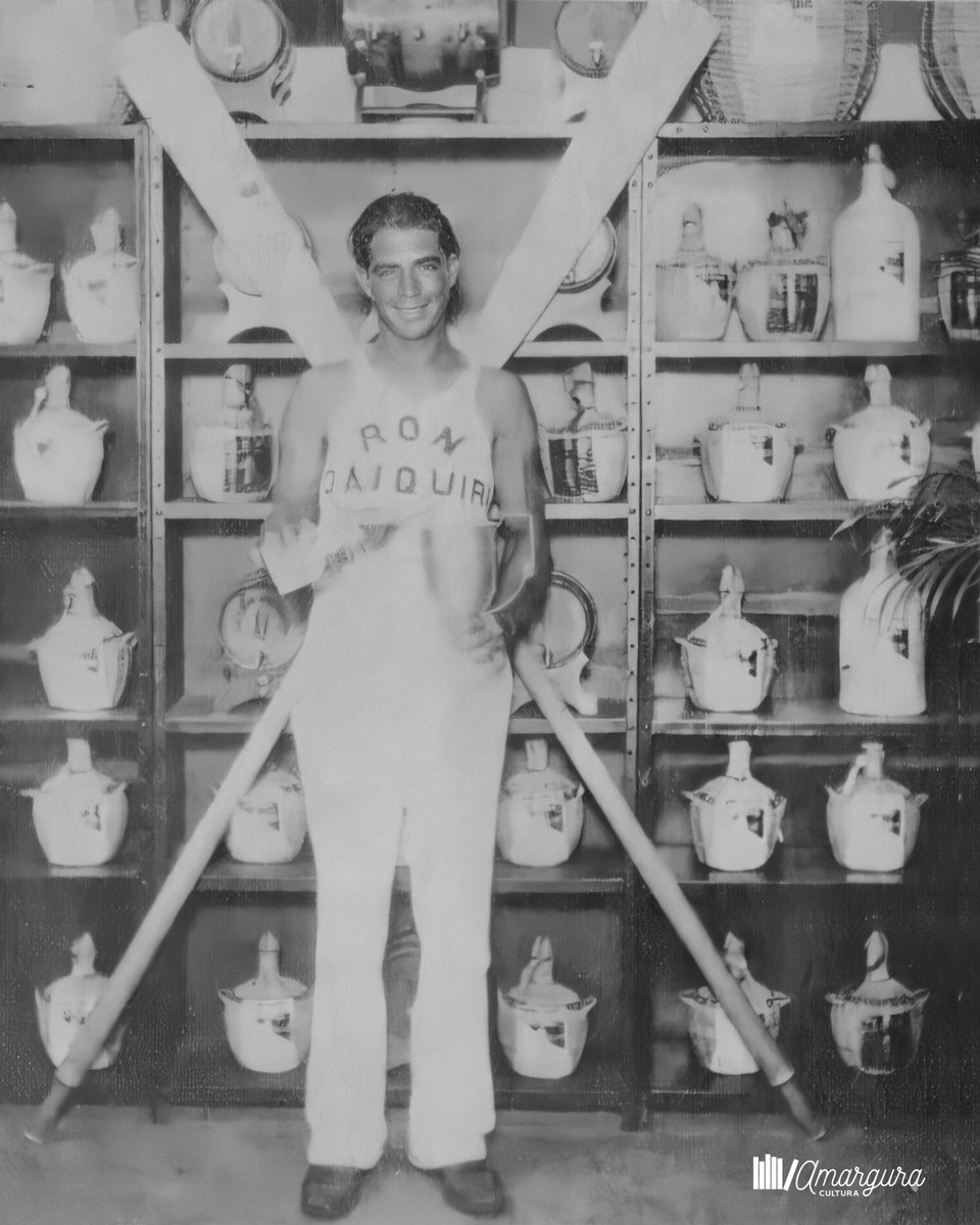 Happy August 🌞
Rum, Daiquiri &amp; Sports🥇
by <a href="/amarguracultura/">Amargura Cultura</a> 
"NUEVO RECORD-Rogelio López Andreu, campeón mundial, que con el bote "𝐑𝐨𝐧 𝐃𝐚𝐢𝐪𝐮𝐢𝐫𝐢" estableció un nuevo record de resistencia remando 61 horas y 19 minutos.
Cojimar (Cuba), 1934.