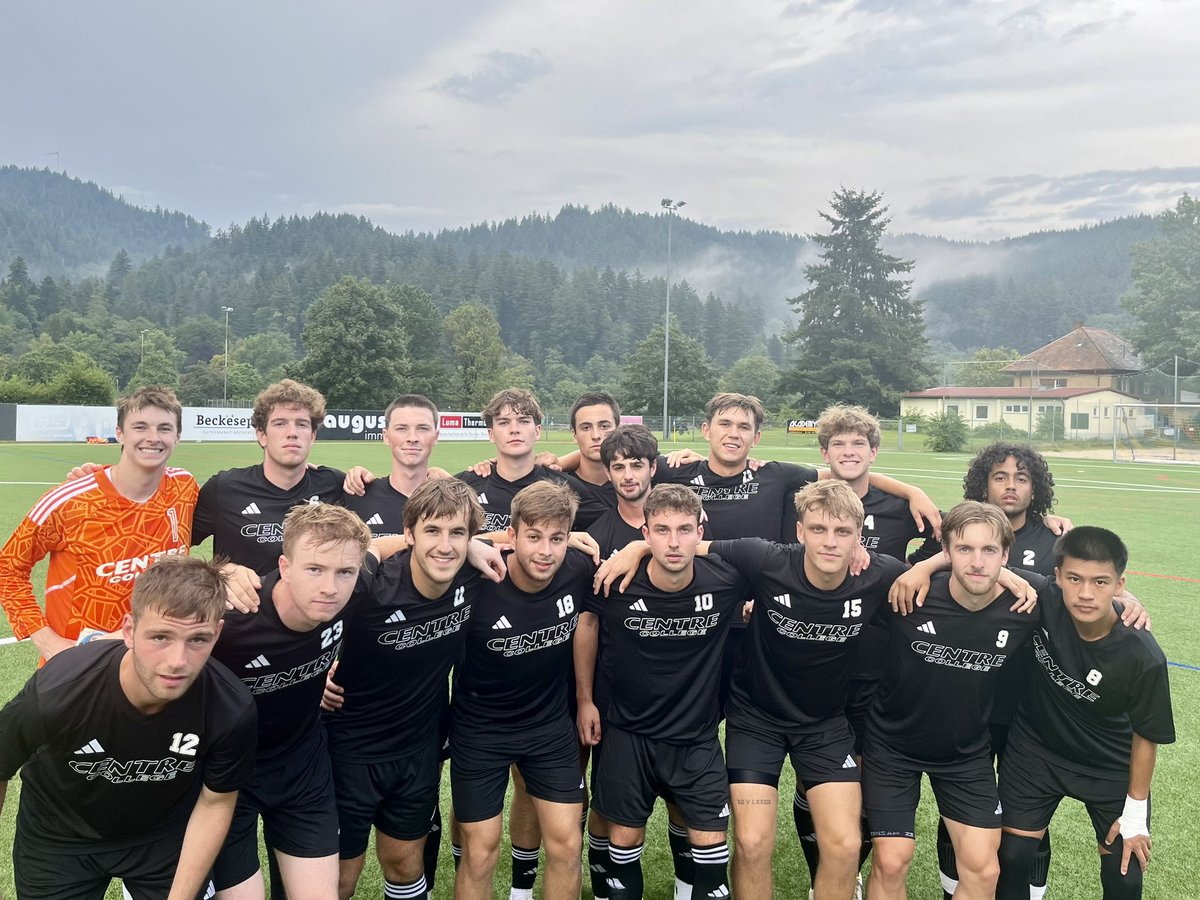 CentreSoccer's tweet photo. #CentreSoccer looking good in the new black kits! Halfway thru the first half and 0-0. Good start so far, 3 chances on goal. #GermanyTrainingCamp #BlackForest #NCAASoccer https://t.co/Emp3Vn3o4E