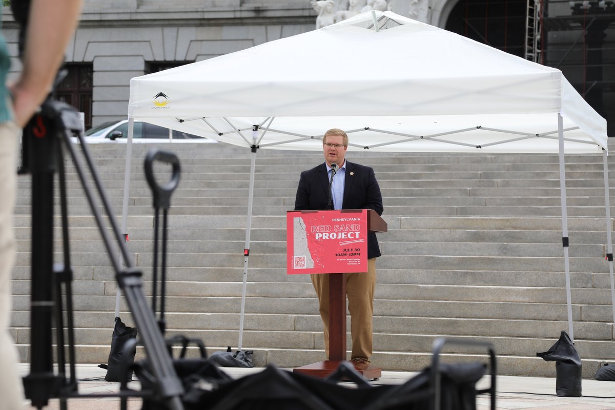 PCARORG's tweet image. Our #RedSandProject event was a huge success. Shout out to our cohost: PA Childrens Advocacy Center! We loved working with you on this project and seeing it all come together! Also let&apos;s give some kudos to Respect Together&apos;s photographer, Courtland.