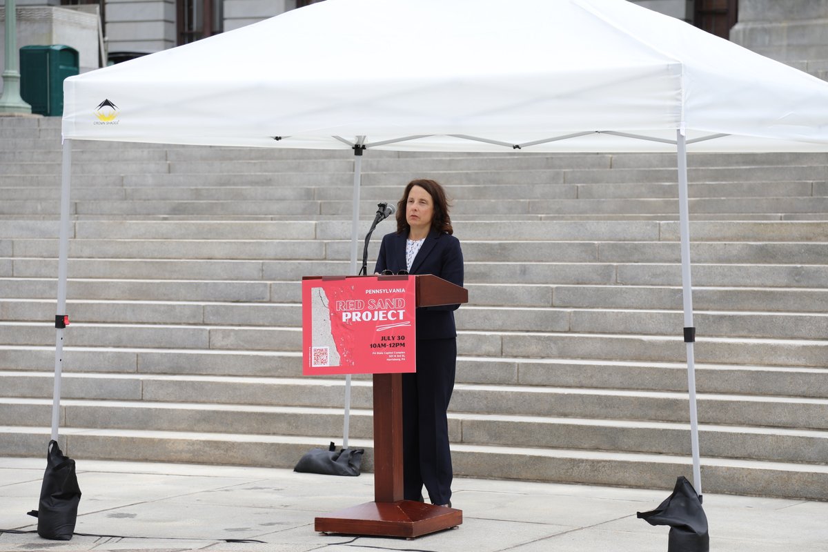 PCARORG's tweet image. Our #RedSandProject event was a huge success. Shout out to our cohost: PA Childrens Advocacy Center! We loved working with you on this project and seeing it all come together! Also let&apos;s give some kudos to Respect Together&apos;s photographer, Courtland.