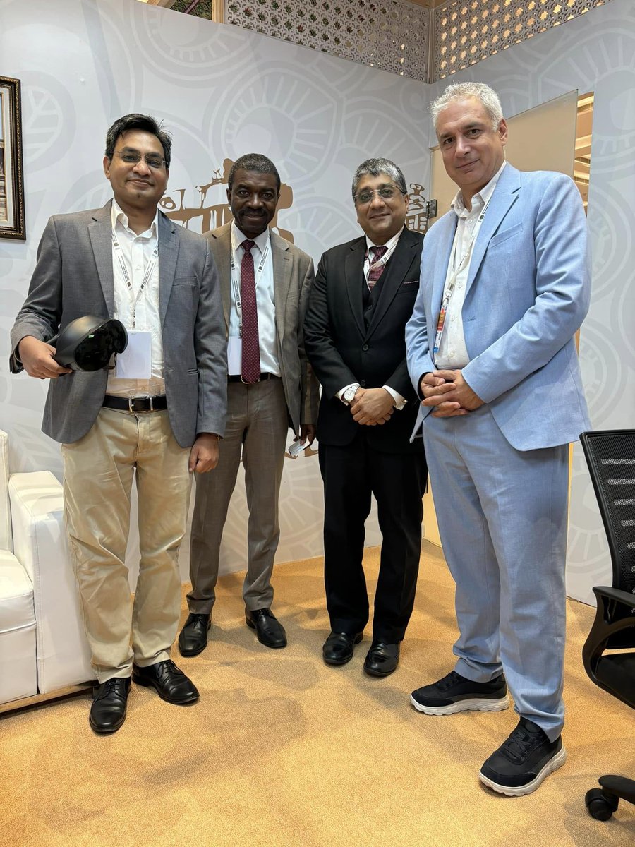 invoxel's tweet image. @invoxel  had privilege of presenting a vision of Immersive technologies in #VR to Mr. Vishal Sharma, Chairman of the 46th World Heritage Committee meeting and Ambassador of India to #UNESCO ; Mr. Ernesto Ottone Ramirez, ADG, Culture; and Mr Lazare Eloundou, Director of WHC
#WHC