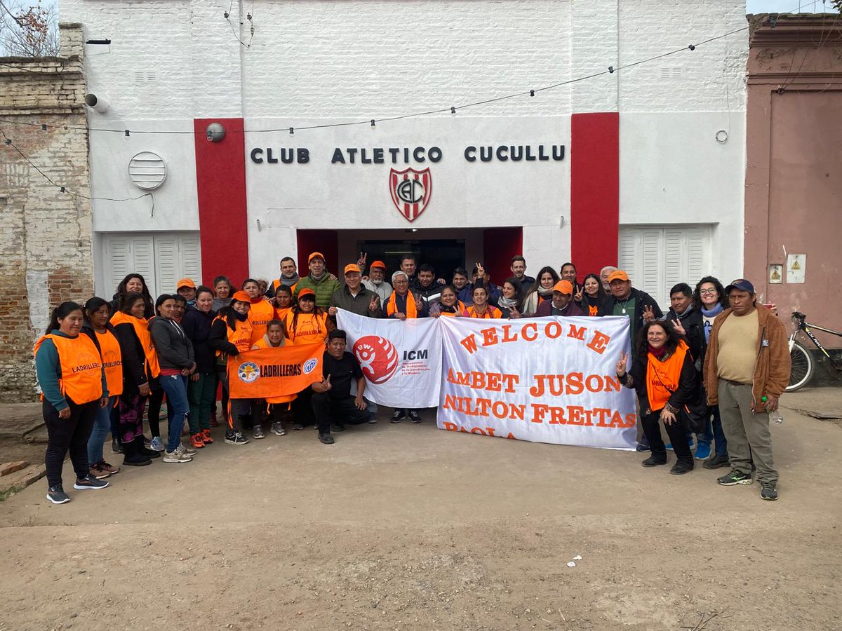 Los representantes de la ICM, Ambet Yuson, Paola Cammilli y Nilton Freitas, visitaron el Horno Ladrillero de Agotegaray y el Espacio de Cuidado que la UOLRA tiene en San Andrés de Giles, provincia de Buenos Aires para conocer de cerca la realidad de la familia ladrillera.