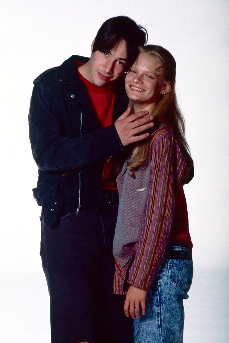 1989 Keanu Reeves and Martha Plimpton 
Parenthood  
Video youtu.be/W24KYi68pVY