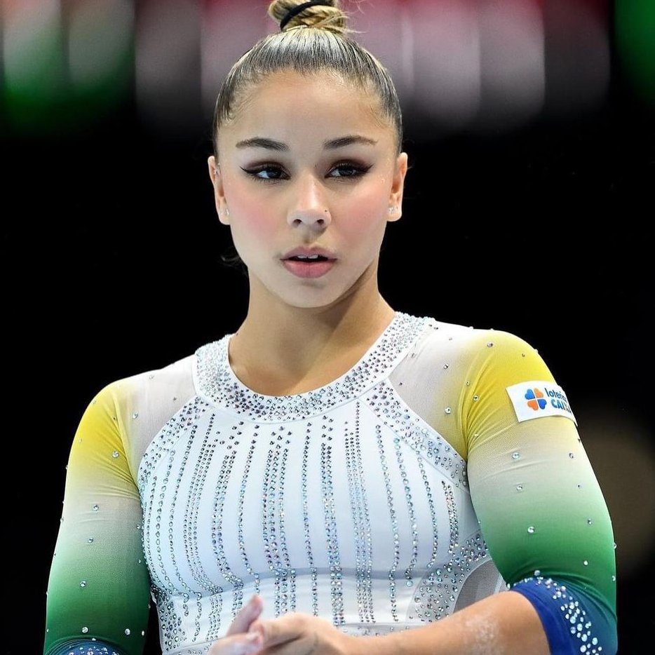 sboficial's tweet photo. 🇧🇷 Flávia Saraiva fecha com 54.032 pontos e não tem chance de medalha na final da Ginástica Artística.

Independente do resultado, FLAVINHA VOCÊ SEMPRE SERÁ OURO PARA O BRASIL! #Paris2024 https://t.co/ZMBSLHfffk