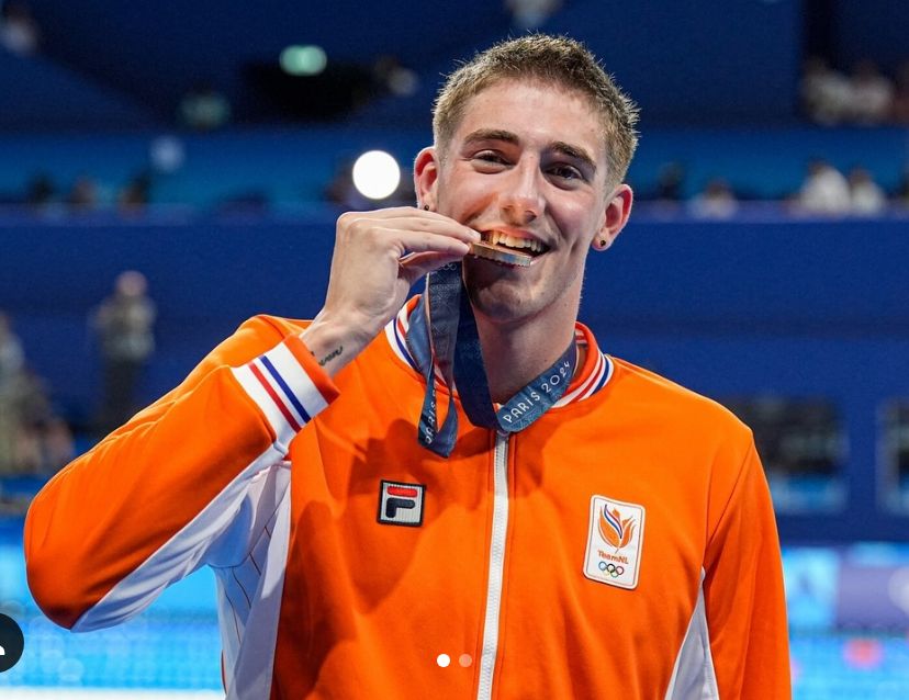 Beaverton Schools (@beavertonsd) on Twitter photo Congratulations to Sunset High School 2019 Graduate Caspar Corbeau! Caspar won an Olympic bronze medal swimming for the Netherlands in the men's 200-meter breaststroke in Paris. 🥉 👏🏽 🏊🏼♂️
Photo Credit: <a href="/casparjc/">Caspar Corbeau</a>
#BelongBeliveAchieve
Sunset High School Congratulations to Sunset High School 2019 Graduate Caspar Corbeau! Caspar won an Olympic bronze medal swimming for the Netherlands in the men's 200-meter breaststroke in Paris. 🥉 👏🏽 🏊🏼♂️
Photo Credit: <a href="/casparjc/">Caspar Corbeau</a>
#BelongBeliveAchieve
Sunset High School