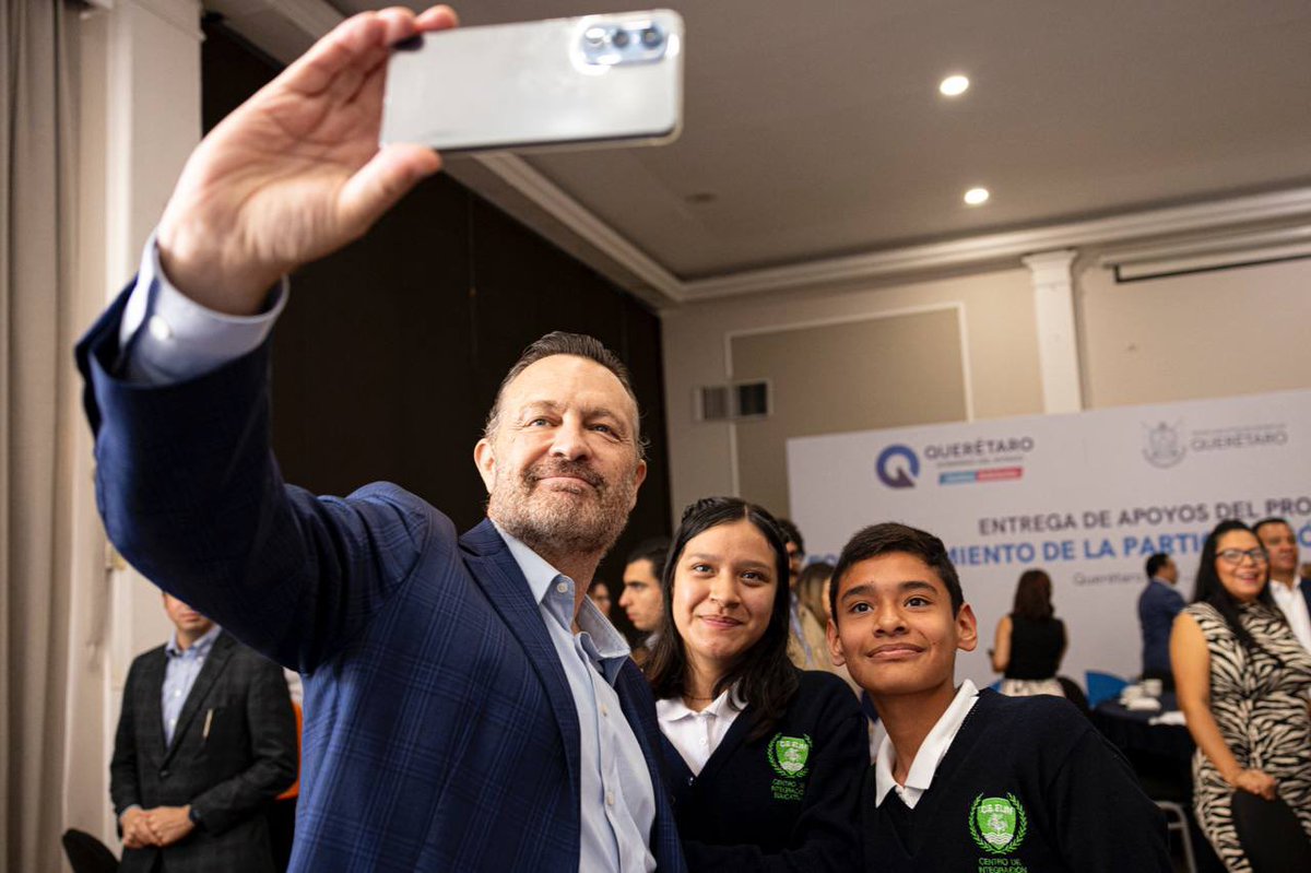 Mauricio Kuri tweet media