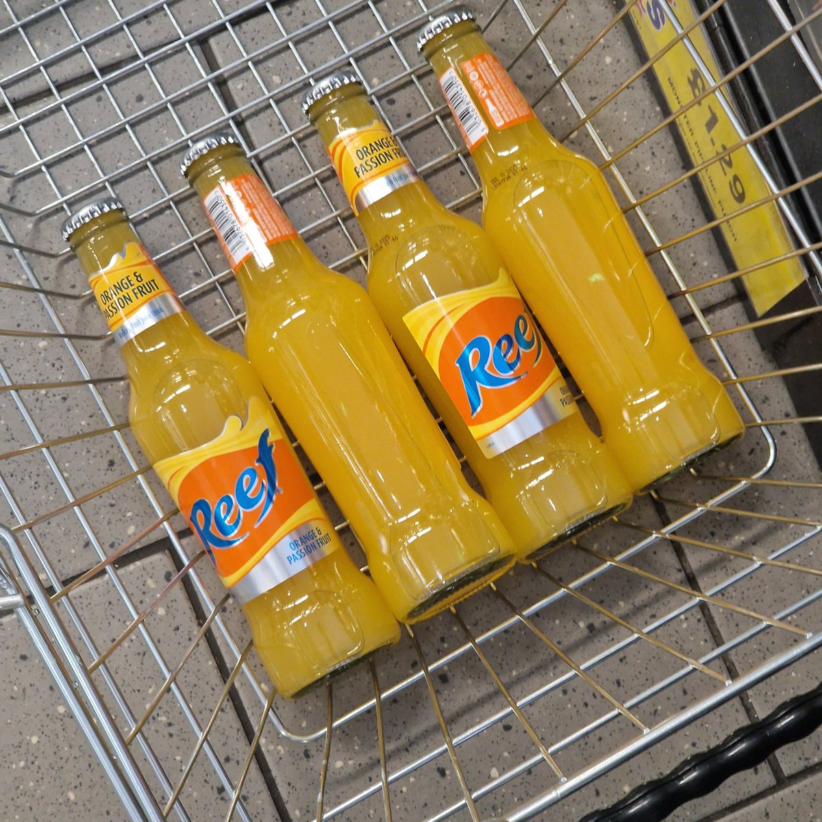 thornbridgefay's tweet photo. Absolute 90's 00's scenes over here at @homebargains didn't quite know what to do with myself #strawpedo anyone? #iykyk https://t.co/z6cjQOyGcx