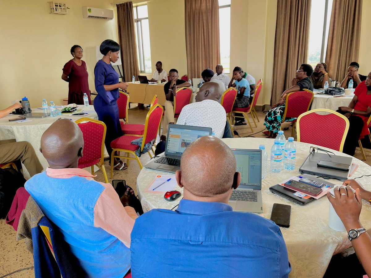 farmradioug's tweet photo. Special thanks to all broadcasters, local
government representatives, hub focal persons &amp; other stakeholders for a successful Day 1 of discussing regenerative farming, gender equality &amp; #GreenLeaf programming 🌱

#RegenerativeAgriculture #GenderInclusion https://t.co/iPCYB5r49O