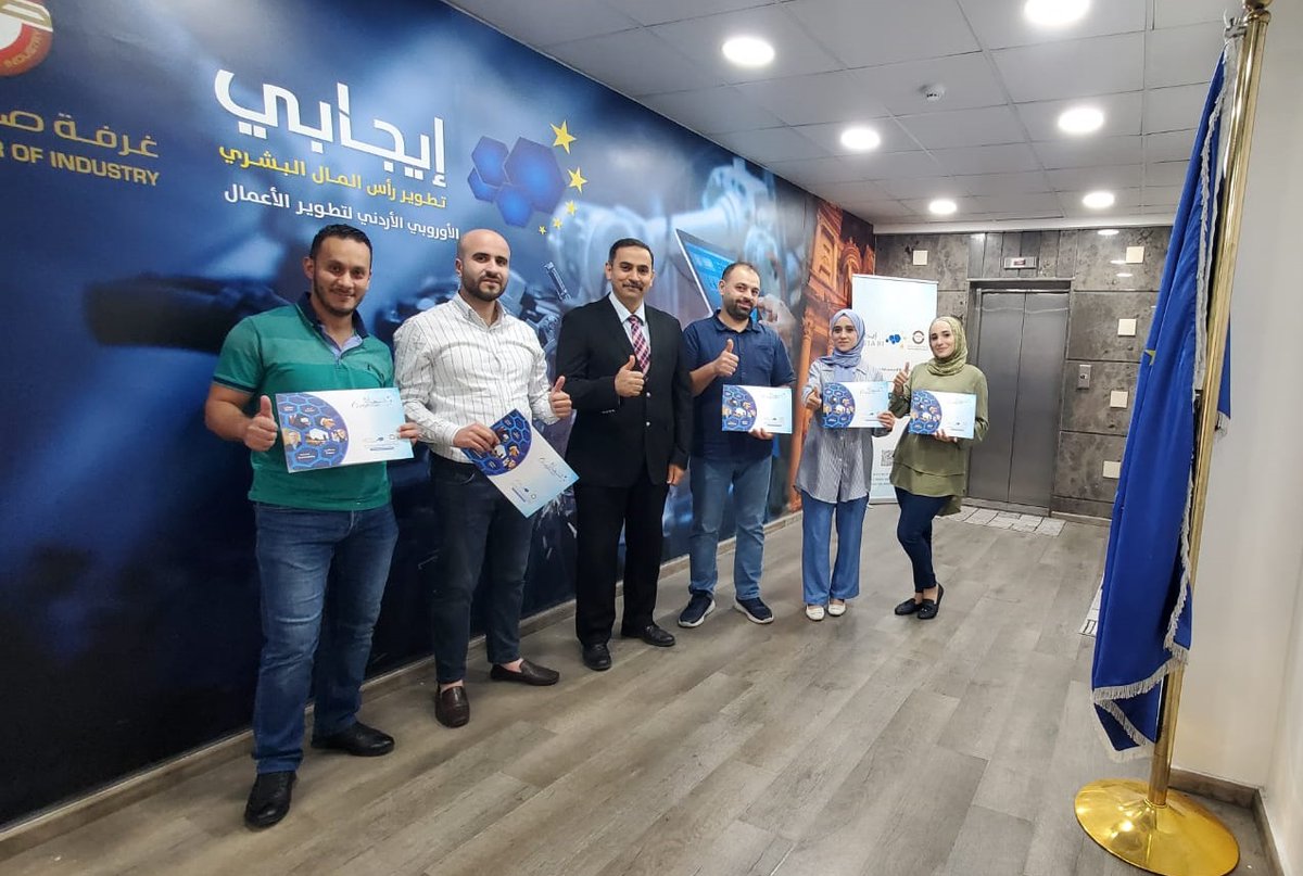 Mustafa_Foaad's tweet image. نجاح جديد والحمد لله
تم وبفضل الله اليوم تخريج مجموعة متميزة ورائعة من المتدربين من دورة برنامج #الأكسل_المتقدم ( #Advanced_Excel ) .. وذلك من خلال  Euro-Jordanian Advanced Business Institute (EJABI) .. تمنياتي للجميع بالموفقية والنجاح