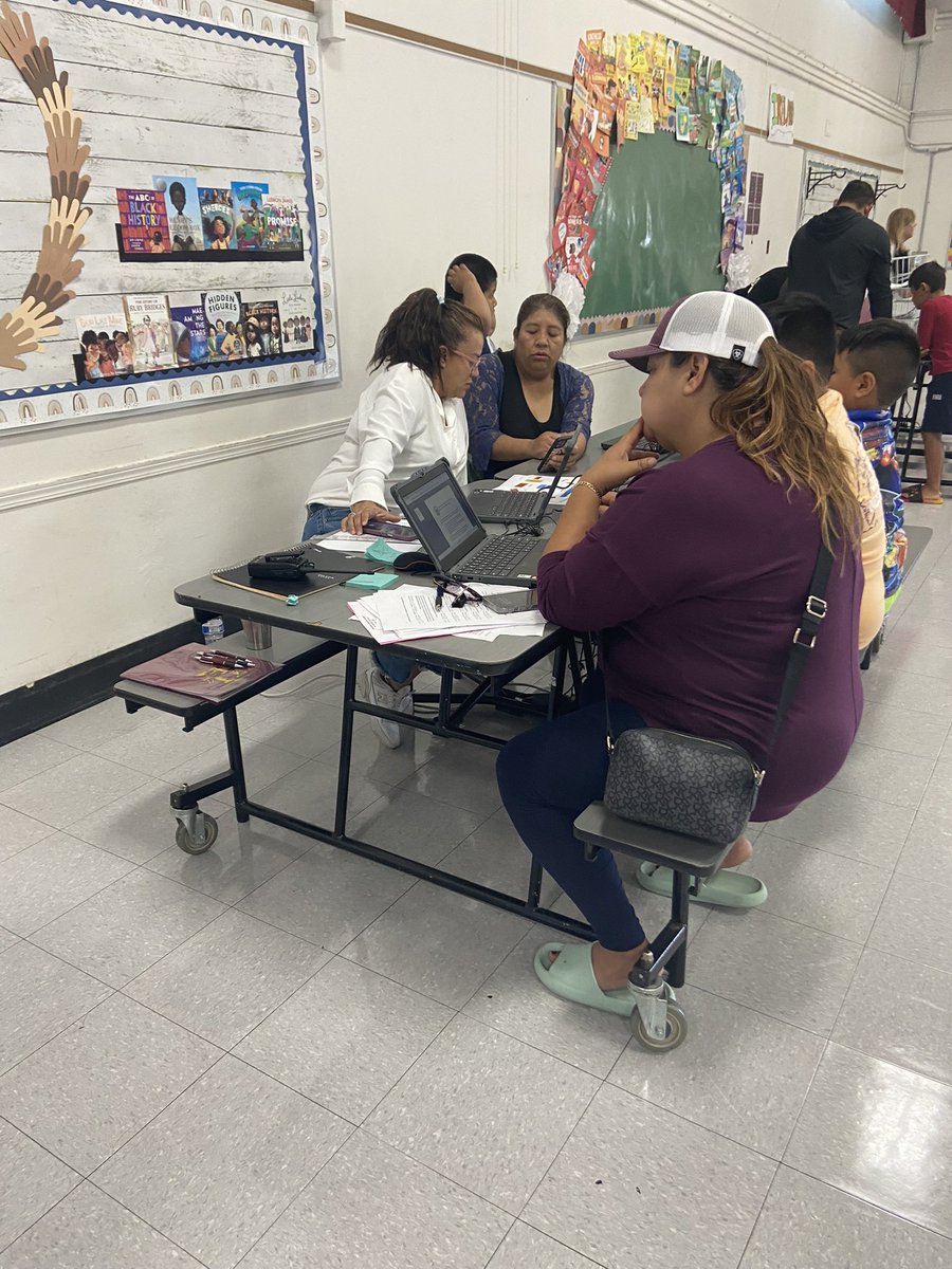 Our HOLA Jets Take Off Day is running smoothly! Welcome back, HOLA families! Thank you, Teachers, Office Team, Noon Supervisors, CARES, and PFC for making this day so special #HOLAOCHO #WalkthruDayToday