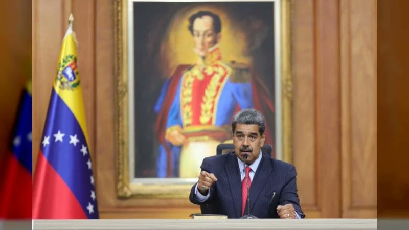 CISPAlDia <a href="/NicolasMaduro/">Nicolás Maduro</a> ante amenazas de EEUU: Ustedes ya no son el centro del mundo ¡respeten! 
Enfatizó que "si respetan a Venezuela habrán nuevos diálogos, pero a Venezuela no se le maltrata ni se trata como colonia". 
<a href="/ACoronadoVzla/">Anibal Eduardo Coronado Millán</a> 
<a href="/CISPresidencial/">Cuerpo de Inspectores Socialista de la Presidencia</a> 
<a href="/CISPZulia/">Inspectores Socialistas Zulia</a>