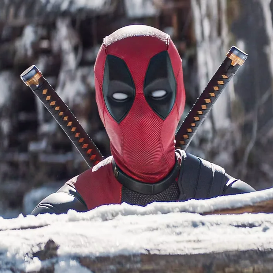 CultureCrave's tweet photo. Ryan Reynolds reacts to Jamie Lee Curtis apologizing for 'stupid' MCU diss after backlash  

"Wait, Is everyone expected to apologize for slamming Marvel post-Endgame?" 😂 https://t.co/sS2ZUX1I69