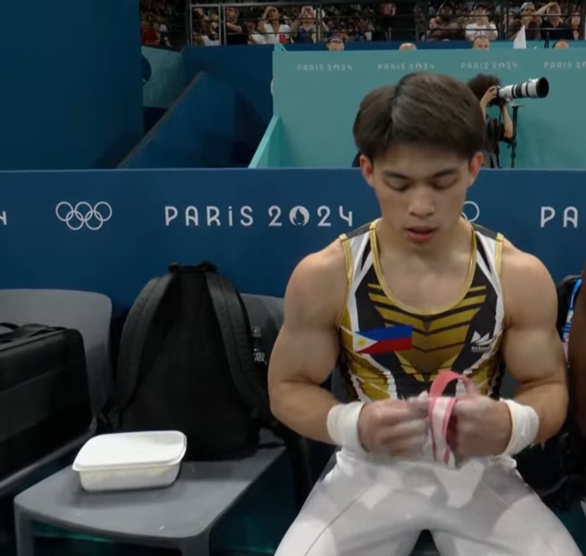 chamidiaries's tweet photo. It’s Caloy’s tupperware against the world 😆 #OlympicGamesParis2024 https://t.co/kbBcKf9bgj