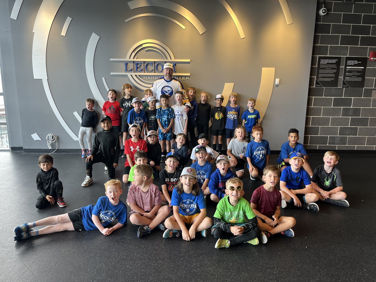 We had another surprise guest visit our campers today!  Thank you to <a href="/BuffaloSabres/">Buffalo Sabres</a> alumni Eric Boulton for coming in to greet our campers!