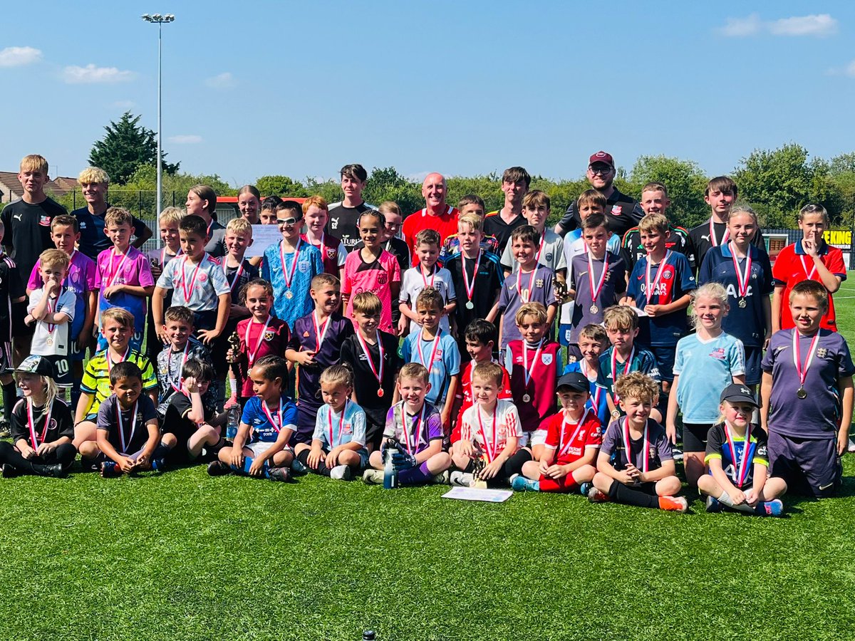 BandPCommunity's tweet photo. 🔴⚪️ What a fantastic Football Camp! Well done to all players involved across the two days and congratulations to our trophy winners! Excellent football and effort by all especially in the heat. 
#basildonessex #BowersCommunity #footballdevelopment #footballforall #basildon https://t.co/WkyyelkKJ1