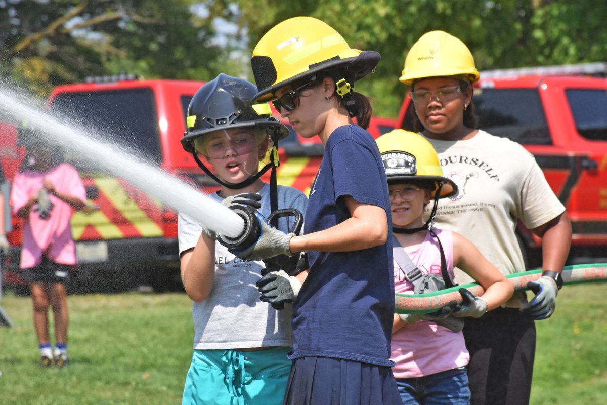 WhitbyFire's tweet photo. 🚒🔥 Week 4 of Junior Firefighter Camp is in full swing! Our campers are diving into fire safety, learning from local police &amp; paramedics, &amp; getting hands-on experience with fire extinguishers, hoses, &amp; auto extrication. It’s a week packed with fun, teamwork, &amp; valuable skills! https://t.co/jqovONjLrv